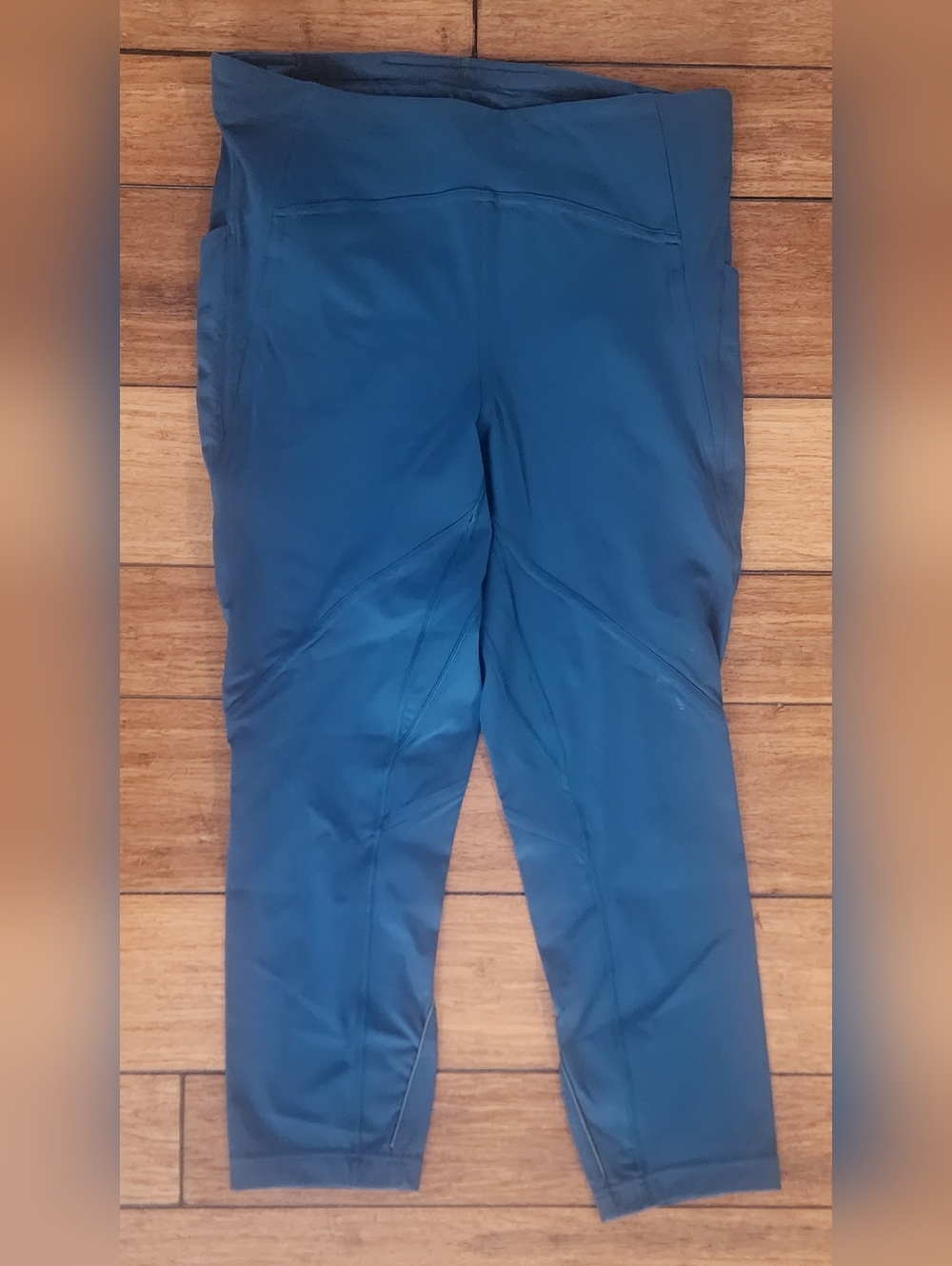 Lululemon Size 10 Teal Activewear Leggings